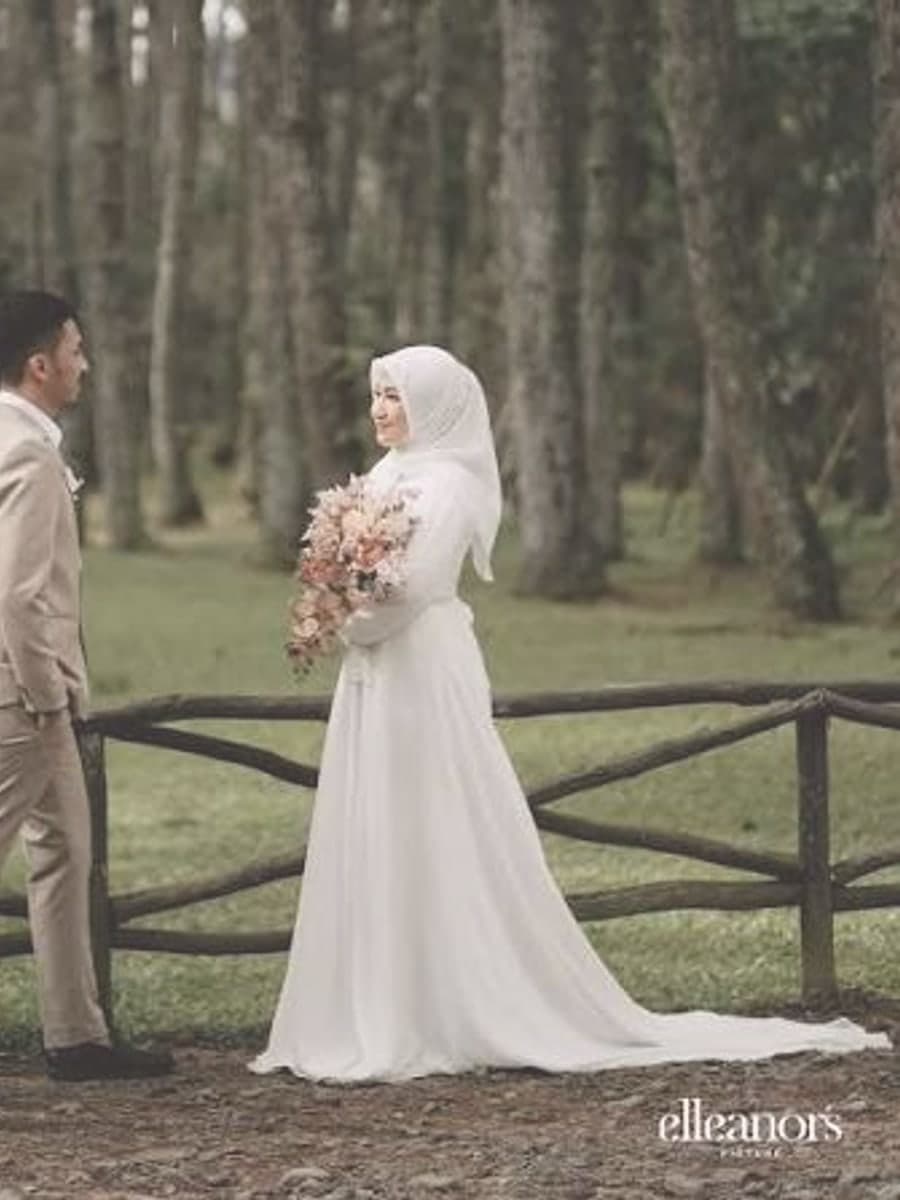 Pratinjau template Floral Elegance